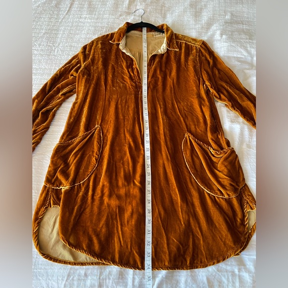 CP Shades Velvet Teton Tunic - Picture 7 of 9